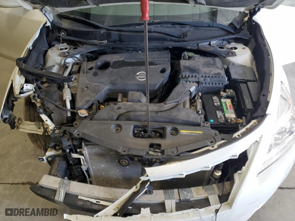 2013 Nissan Altima 2.5 SV with VIN 1N4AL3AP2DN452264, listed as a Copart auction lot 48031185 with 166,042 mi miles and Salvage Title. Bid and sale history available at carsss.com. Image 11.