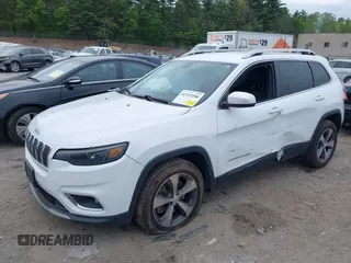2019 Jeep Cherokee Limited z VIN 1C4PJMDN1KD251257, wystawiony jako IAAI lot #42315288 z przebiegiem 82 810 mil mil oraz . Historia ofert i sprzedaży dostępna na DreamBid. Obrazek 2.