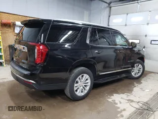 2024 GMC Yukon SLT with VIN 1GKS2BKDXRR331079, listed as a Copart auction lot 79533764 with 8,233 mi miles and Clean Title. Bid and sale history available at carsss.com. Image 3.