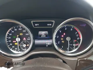 2015 Mercedes-Benz M 350 z VIN 4JGDA5HB4FA503630, wystawiony jako IAAI lot #42325930 z przebiegiem 69 234 mil mil oraz . Historia ofert i sprzedaży dostępna na DreamBid. Obrazek 7.