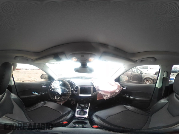 2017 Jeep Compass Latitude с VIN 3C4NJDBB8HT624894, выставлен на аукционе IAAI как лот 41456100 с пробегом 84 873 миль миль и . История ставок и продаж доступна на DreamBid. Изображение 18.
