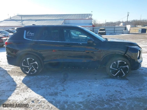 2022 Mitsubishi Outlander SEL with VIN JA4J4VA85NZ073954, listed as a IAAI auction lot 41310579 with 47,927 mi miles. Bid and sale history available at carsss.com. Image 13.