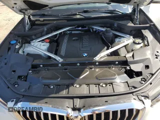2021 BMW X5 xDrive40i with VIN 5UXCR6C09M9F71460, listed as a Copart auction lot 73531444 with 26,066 mi miles and Salvage title. Bid and sale history available at DreamBid. Image 11.