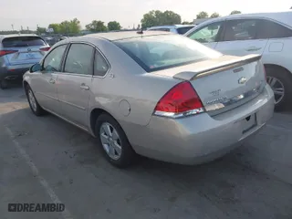 2008 Chevrolet Impala LT with VIN 2G1WT58KX89251249, listed as a IAAI auction lot 42032934 with 171,580 mi miles. Bid and sale history available at carsss.com. Image 3.