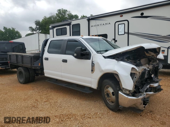 2017 Ford F-350 Lariat z VIN 1FD8W3G63HEE73995, wystawiony jako Copart lot #60894845 z przebiegiem 147 429 mil mil oraz Szkoda całkowita • Salvage title. Historia ofert i sprzedaży dostępna na DreamBid. Obrazek 4.