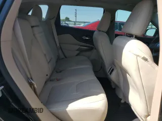 2019 Jeep Cherokee Latitude с VIN 1C4PJLCX0KD366879, выставлен на аукционе Copart как лот 58848825 с пробегом 35 291 миль миль и Списание • Salvage title. История ставок и продаж доступна на DreamBid. Изображение 11.