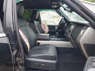 2017 Ford Expedition Max Limited z VIN 1FMJK2AT1HEA23400, wystawiony jako IAAI lot #42300526 z przebiegiem 172 399 mil mil oraz . Historia ofert i sprzedaży dostępna na DreamBid. Obrazek 5.
