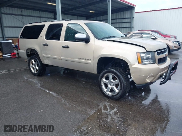 2007 Chevrolet Suburban LT with VIN 3GNFC16J37G246867, listed as a IAAI auction lot 42071082 with 192,175 mi miles. Bid and sale history available at carsss.com. Image 1.