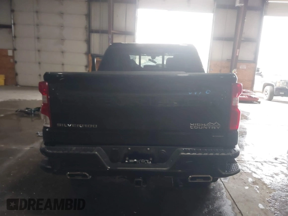 2020 Chevrolet Silverado 1500 High Country with VIN 3GCUYHET1LG414352, listed as a IAAI auction lot 41244229 with 1 mi miles. Bid and sale history available at carsss.com. Image 16.