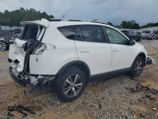 2018 Toyota RAV4 XLE with VIN JTMWFREV0JJ204150, listed as a Copart auction lot 59610825 with 34,730 mi miles and Salvage title. Bid and sale history available at DreamBid. Image 3.