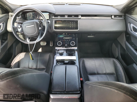 2018 Land Rover Range Rover Velar R-Dynamic SE z VIN SALYL2RX7JA773283, wystawiony jako Copart lot #53915005 z przebiegiem 79 396 mil mil oraz Szkoda całkowita • Salvage title. Historia ofert i sprzedaży dostępna na DreamBid. Obrazek 8.