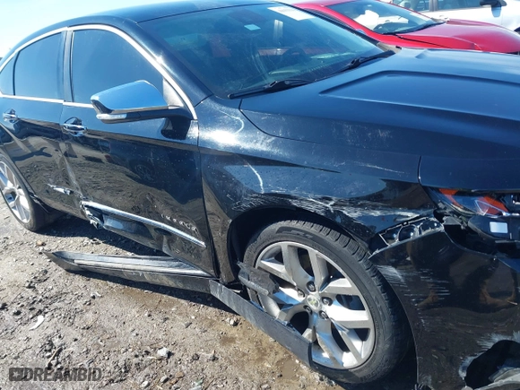 2015 Chevrolet Impala LTZ with VIN 2G1165S31F9220567, listed as a IAAI auction lot 41653330 with 211,891 mi miles. Bid and sale history available at carsss.com. Image 11.