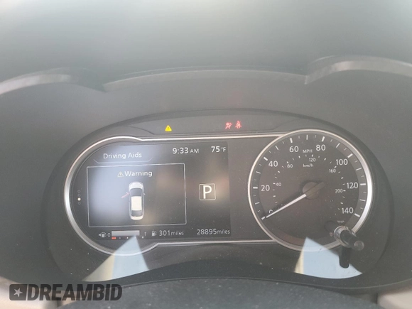 2021 Nissan Versa SV z VIN 3N1CN8EV3ML905913, wystawiony jako Copart lot #55330395 z przebiegiem 28 895 mil mil oraz Szkoda całkowita • Salvage title. Historia ofert i sprzedaży dostępna na DreamBid. Obrazek 9.