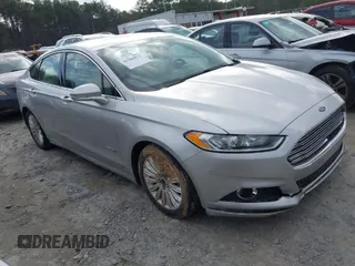 2015 Ford Fusion SE Hybrid with VIN 3FA6P0LU2FR166877, listed as a IAAI auction lot 41586973 with 58,428 mi miles. Bid and sale history available at carsss.com. Image 1.