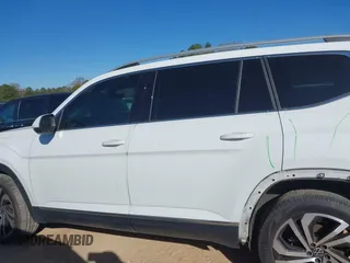 2021 Volkswagen Atlas SEL Premium z VIN 1V2TR2CA8MC562198, wystawiony jako IAAI lot #41853528 z przebiegiem 57 413 mil mil oraz . Historia ofert i sprzedaży dostępna na DreamBid. Obrazek 14.