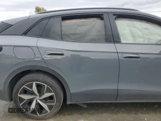 2023 Volkswagen ID.4 Pro z VIN 1V2VMPE81PC052505, wystawiony jako Copart lot #43619985 z przebiegiem Nie podano mil oraz Szkoda całkowita • Salvage title. Historia ofert i sprzedaży dostępna na DreamBid. Obrazek 10.