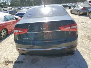 2014 Kia Cadenza Premium with VIN KNALN4D71E5121091, listed as a Copart auction lot 82902324 with 205,042 mi miles and Clean Title. Bid and sale history available at carsss.com. Image 6.