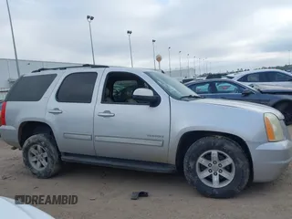 2011 GMC Yukon SLT with VIN 1GKS1CE01BR150895, listed as a IAAI auction lot 41183340 with 1 mi miles. Bid and sale history available at carsss.com. Image 13.
