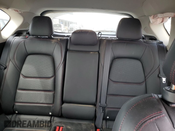 2024 Mazda CX-5 S Carbon Edition z VIN JM3KFBCL2R0521170, wystawiony jako Copart lot #53203485 z przebiegiem Nie podano mil oraz Nie do naprawy. Historia ofert i sprzedaży dostępna na DreamBid. Obrazek 10.