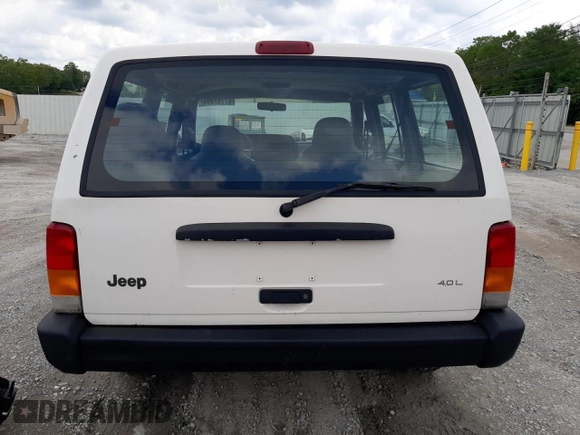 1998 Jeep Cherokee SE with VIN 1J4FT28S8WL219020, listed as a Copart auction lot 67757004 with 217,715 mi miles and Salvage Title. Bid and sale history available at carsss.com. Image 6.