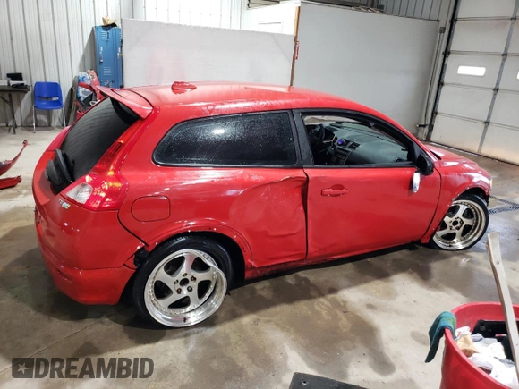 2008 Volvo C30 Version 1.0 z VIN YV1MK672382053906, wystawiony jako Copart lot #58716635 z przebiegiem 198 918 mil mil oraz Szkoda całkowita • Salvage title. Historia ofert i sprzedaży dostępna na DreamBid. Obrazek 3.