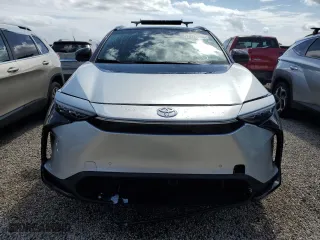 2024 Toyota bZ4X XLE with VIN JTMAAAAA9RA034833, listed as a Copart auction lot 74378904 with 3,736 mi miles and Non Repairable. Bid and sale history available at carsss.com. Image 5.