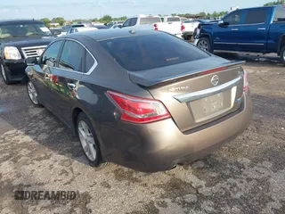 2013 Nissan Altima SV with VIN 1N4AL3AP4DN544668, listed as a IAAI auction lot 42507597 with 221,039 mi miles and . Bid and sale history available at DreamBid. Image 3.