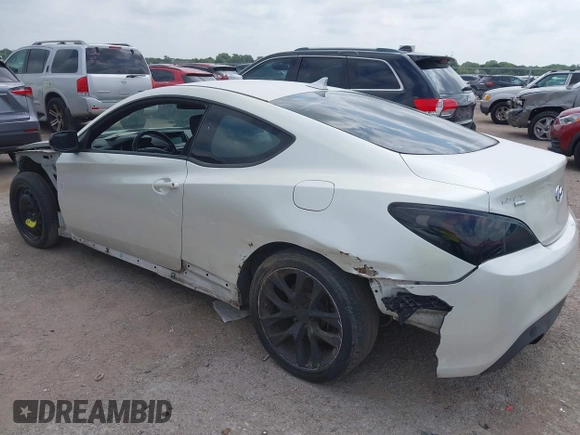 2013 Hyundai Genesis Coupe 2.0T с VIN KMHHT6KD7DU086799, выставлен на аукционе IAAI как лот 42739418 с пробегом 187 681 миль миль и . История ставок и продаж доступна на DreamBid. Изображение 3.