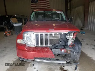 2008 Jeep Liberty Limited z VIN 1J8GN58K78W267267, wystawiony jako Copart lot #51905855 z przebiegiem 141 054 mil mil oraz Nie do naprawy. Historia ofert i sprzedaży dostępna na DreamBid. Obrazek 5.