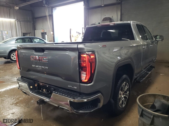 2020 GMC Sierra 1500 SLE with VIN 1GTR9BEDXLZ280563, listed as a Copart auction lot 43603335 with NaN miles and Salvage Title. Bid and sale history available at carsss.com. Image 3.