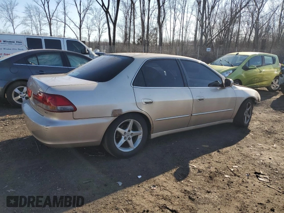 2000 Honda Accord EX с VIN 1HGCG165XYA023259, выставлен на аукционе Copart как лот 48808325 с пробегом Не указан миль и На запчасти • Non repairable. История ставок и продаж доступна на DreamBid. Изображение 3.