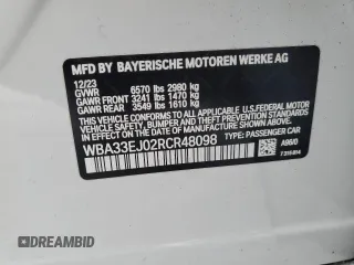 2024 BMW 7 Series 760i xDrive z VIN WBA33EJ02RCR48098, wystawiony jako Copart lot #87464234 z przebiegiem 8 320 mil mil oraz Szkoda całkowita • Salvage title. Historia ofert i sprzedaży dostępna na DreamBid. Obrazek 12.