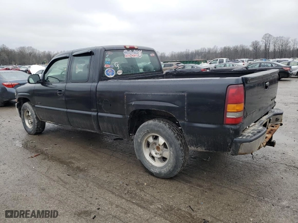 2002 Chevrolet Silverado 1500 LS with VIN 2GCEK19V021371008, listed as a Copart auction lot 46920055 with 153,594 mi miles and Salvage Title. Bid and sale history available at carsss.com. Image 2.