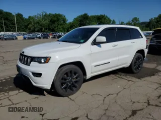 2018 Jeep Grand Cherokee Laredo with VIN 1C4RJFAG2JC117744, listed as a Copart auction lot 60881105 with 109,601 mi miles and Salvage title. Bid and sale history available at DreamBid. Image 1.
