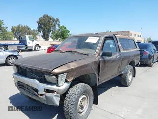 1989 Toyota Pickup DX with VIN JT4RN01PXK7010307, listed as a IAAI auction lot 42212229 with 389,623 mi miles and . Bid and sale history available at DreamBid. Image 6.
