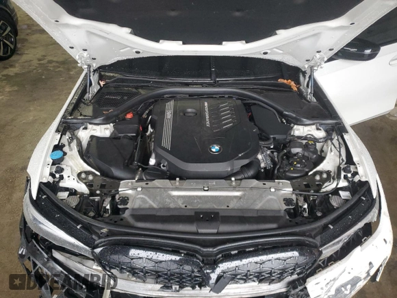 2021 BMW 3 Series M340i xDrive with VIN 3MW5U9J02M8B60533, listed as a Copart auction lot 84322494 with 0 mi miles and Salvage Title. Bid and sale history available at carsss.com. Image 11.