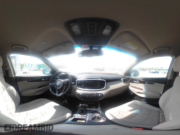 2018 Kia Sorento LX z VIN 5XYPGDA38JG421230, wystawiony jako IAAI lot #42213497 z przebiegiem 146 000 mil mil oraz . Historia ofert i sprzedaży dostępna na DreamBid. Obrazek 18.