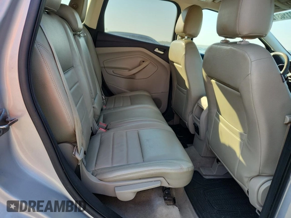 2013 Ford Escape SE z VIN 1FMCU9G92DUD07397, wystawiony jako Copart lot #63110315 z przebiegiem 167 296 mil mil oraz Czysty tytuł • Clean title. Historia ofert i sprzedaży dostępna na DreamBid. Obrazek 10.