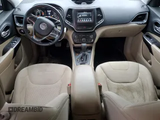 2020 Jeep Cherokee Latitude with VIN 1C4PJLCB7LD581651, listed as a Copart auction lot 42816555 with 100,845 mi miles and Salvage Title. Bid and sale history available at DreamBid. Image 8.