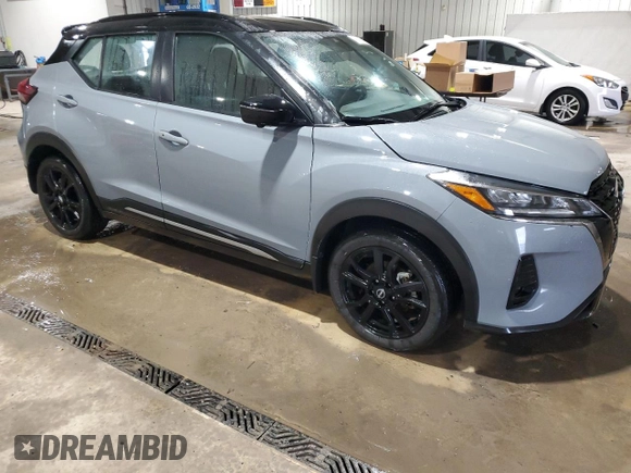 2023 Nissan Kicks SR with VIN 3N1CP5DV1PL506450, listed as a Copart auction lot 45346485 with 28,194 mi miles and Salvage Title. Bid and sale history available at DreamBid. Image 4.