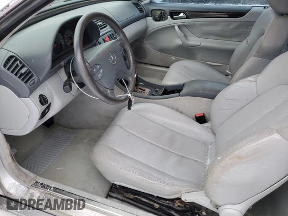 2002 Mercedes-Benz CLK 320/430 with VIN WDBLJ70G02T102690, listed as a Copart auction lot 78041304 with 235,235 mi miles and Salvage Title. Bid and sale history available at DreamBid. Image 7.