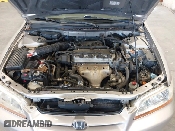 1999 Honda Accord EX z VIN JHMCG5651XC030706, wystawiony jako IAAI lot #42437226 z przebiegiem 185 310 mil mil oraz . Historia ofert i sprzedaży dostępna na DreamBid. Obrazek 10.