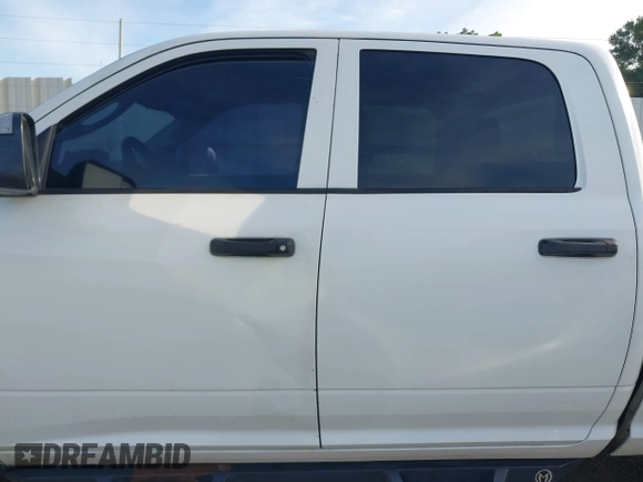2015 Ram 2500 Tradesman with VIN 3C6UR5CL8FG664889, listed as a IAAI auction lot 42553170 with 169,910 mi miles and . Bid and sale history available at DreamBid. Image 14.