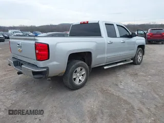 2015 Chevrolet Silverado 1500 LT with VIN 1GCRCREC2FZ170094, listed as a IAAI auction lot 41634824 with 61,686 mi miles. Bid and sale history available at carsss.com. Image 4.