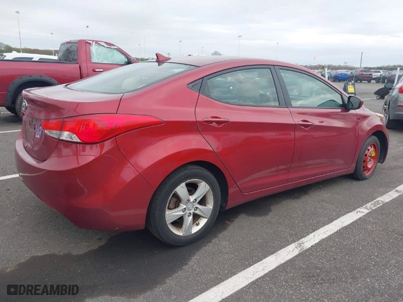 2013 Hyundai Elantra Limited PZEV with VIN 5NPDH4AE8DH193616, listed as a IAAI auction lot 39174523 with 100,681 mi miles. Bid and sale history available at carsss.com. Image 4.