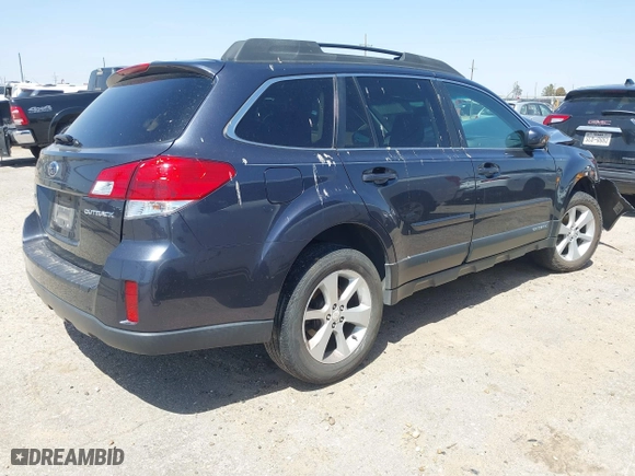 2013 Subaru Outback 2.5i Premium with VIN 4S4BRCBC4D3304021, listed as a IAAI auction lot 42014907 with 183,189 mi miles. Bid and sale history available at carsss.com. Image 4.