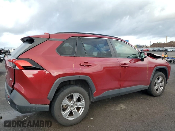2022 Toyota RAV4 XLE with VIN JTMW1RFV6ND093623, listed as a Copart auction lot 43288075 with 11,301 mi miles and Salvage Title. Bid and sale history available at carsss.com. Image 3.