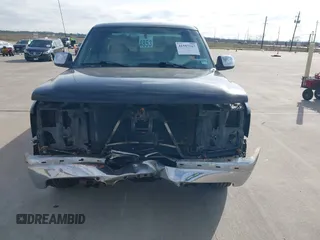 2001 Chevrolet Silverado 1500 LS with VIN 2GCEC19T311390663, listed as a IAAI auction lot 41557167 with 248,447 mi miles. Bid and sale history available at carsss.com. Image 6.