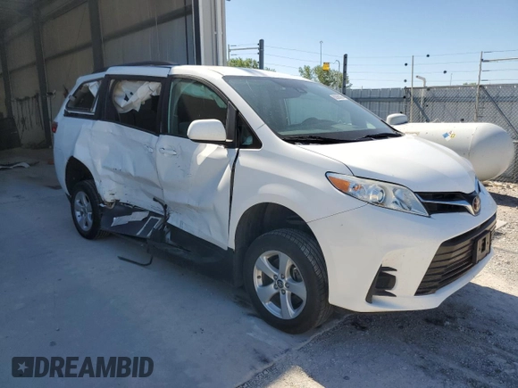 2020 Toyota Sienna LE Auto Access Seat with VIN 5TDKZ3DC2LS081721, listed as a Copart auction lot 63056365 with 67,679 mi miles and Clean title. Bid and sale history available at DreamBid. Image 4.