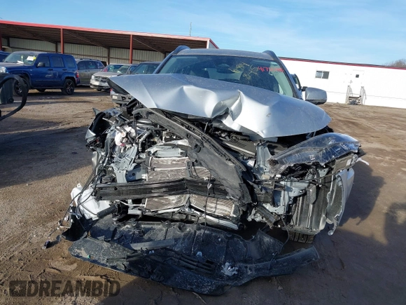 2024 Toyota Corolla Cross XLE with VIN 7MUDAABG0RV119925, listed as a IAAI auction lot 41763485 with 3,111 mi miles and . Bid and sale history available at DreamBid. Image 12.